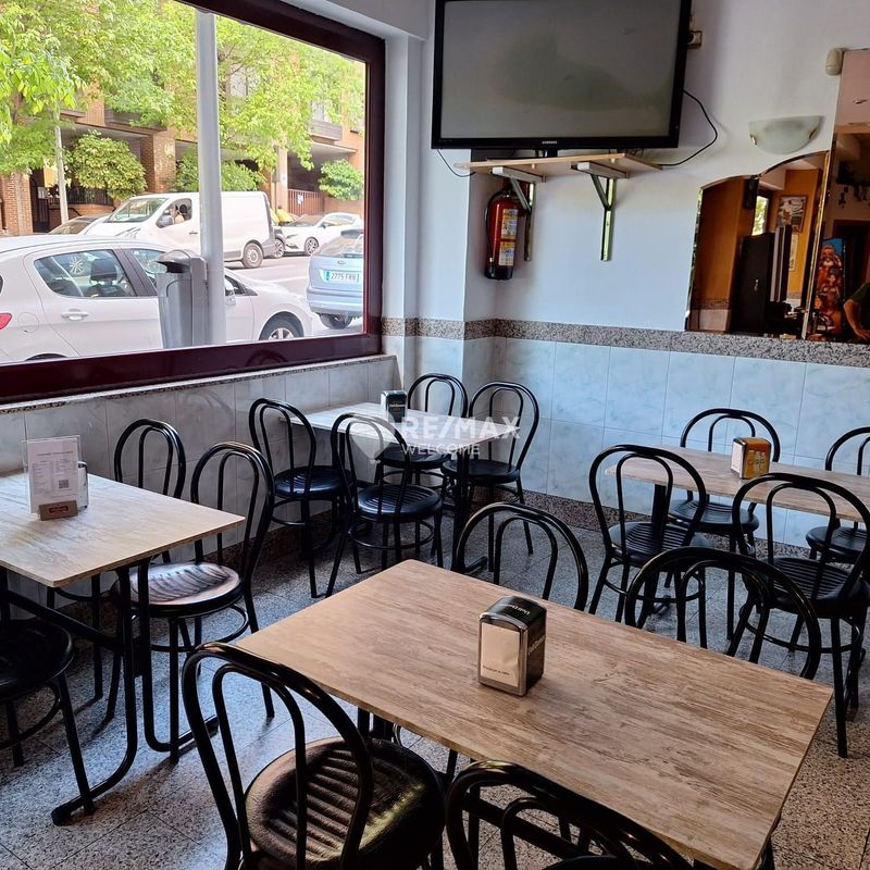 Comercial Premise for sale and rent Madrid. Ref: 10820. Remax Welcome