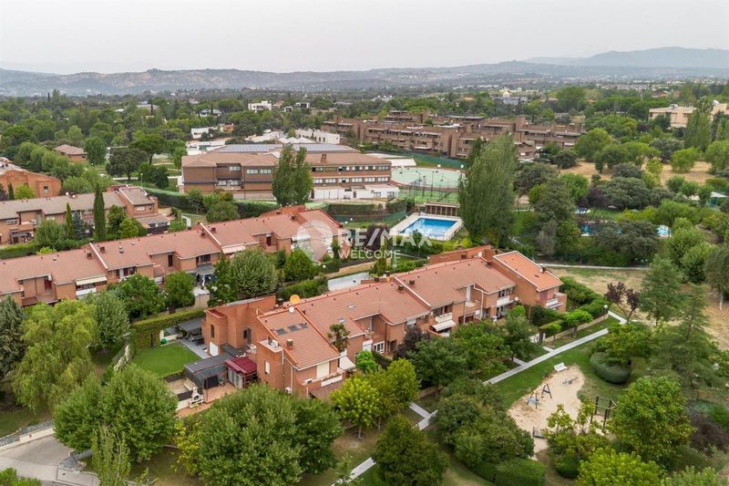 Townhouse for sale Las Rozas de Madrid, Madrid. Ref: 11676. Remax Welcome