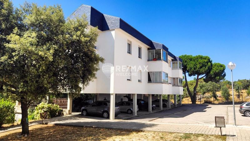 Flat for sale Hoyo De Manzanares, Madrid. Ref: 11744. Remax Welcome