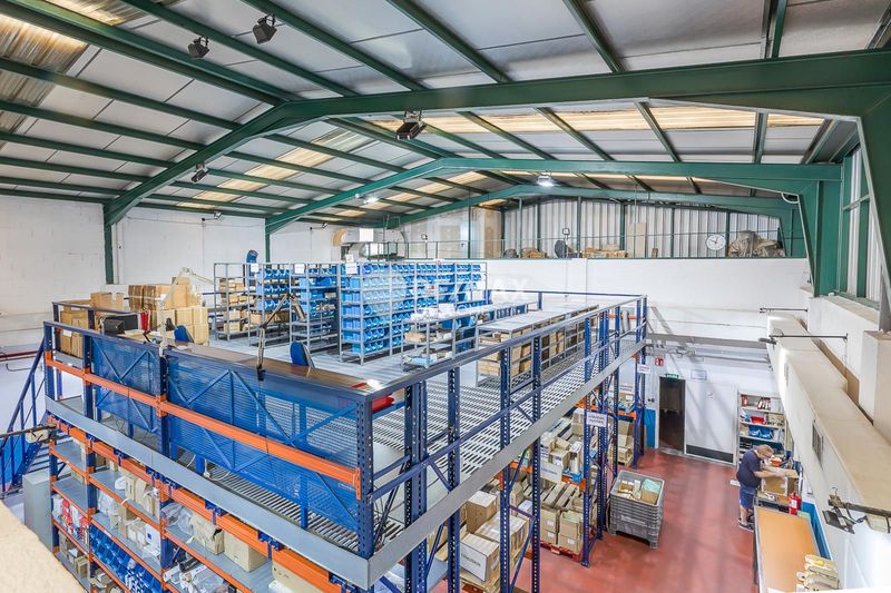 Industrial Warehouse for sale Madrid. Ref: 11836. Remax Welcome