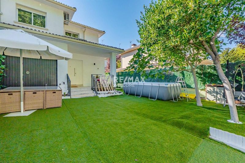 таунхаус на продажу Colmenar Del Arroyo, Madrid. Ref: 12094. Remax Welcome