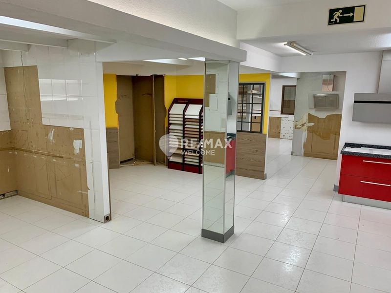 Industrial Warehouse for sale Fuenlabrada, Madrid. Ref: 9661. Remax Welcome