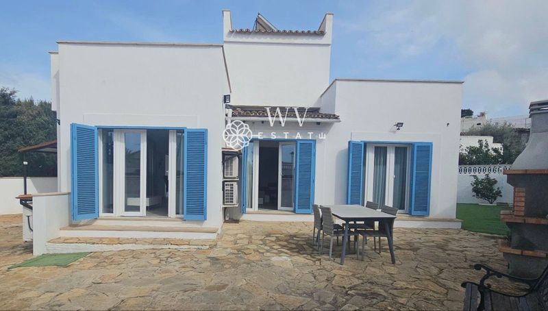 Chalet Independiente en venta Badia Blava, Baleares. Ref: 1303. WV-ESTATE