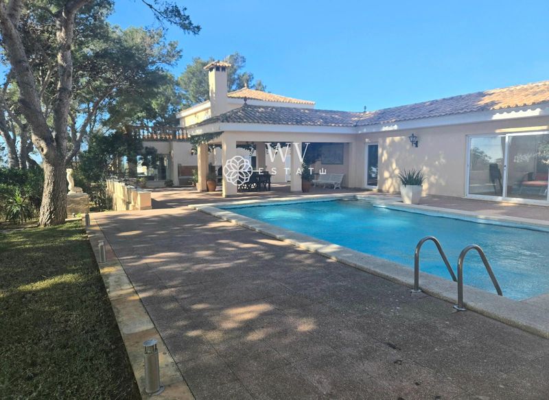 Chalet Independiente en venta Badia Gran, Baleares. Ref: 1443. WV-ESTATE