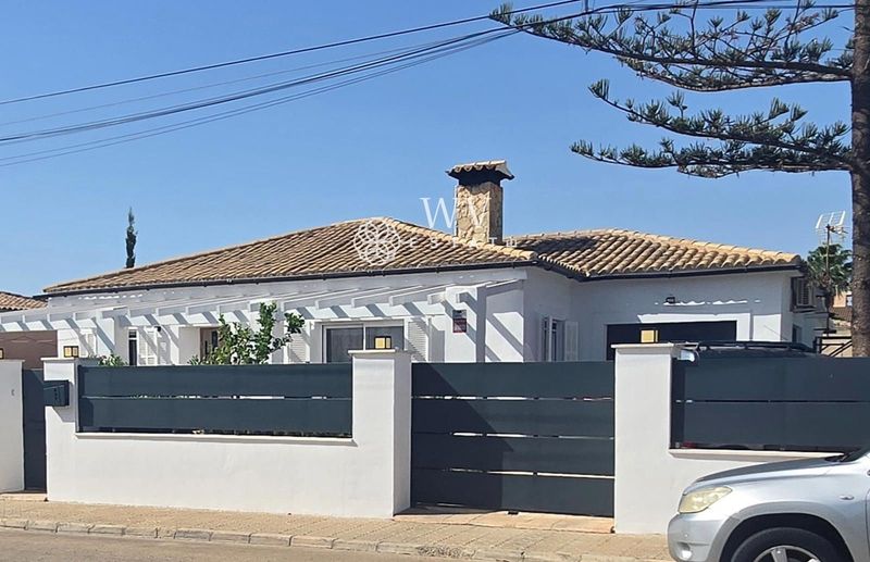 Chalet Independiente en venta Badia Gran, Baleares. Ref: 1495. WV-ESTATE