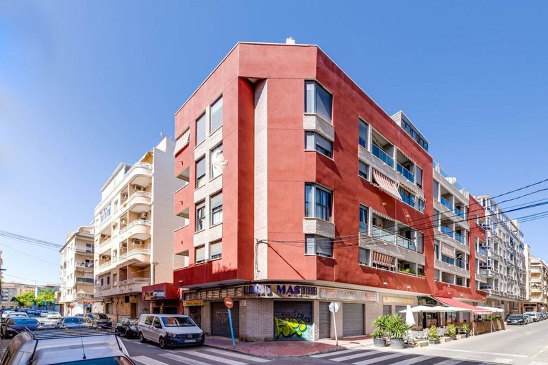 Apartamento en venta  en Torrevieja, Alicante . Ref: 10315. Mayrasa Properties Costa Blanca