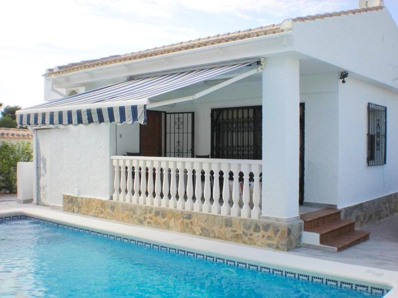 Fristående villa till salu  in Torrevieja, Alicante . Ref: 10585. Mayrasa Properties Costa Blanca