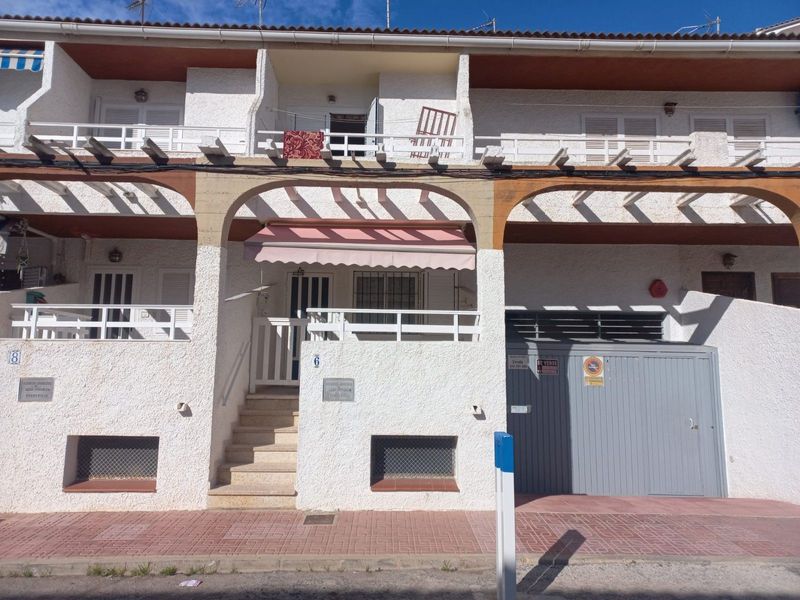 Adosado en venta  en Torrevieja, Alicante . Ref: 10784. Mayrasa Properties Costa Blanca