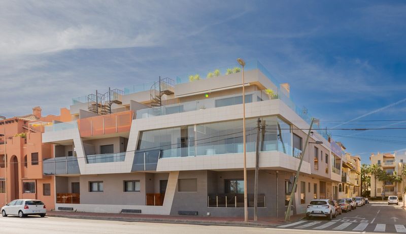 Apartamento en venta  en Torrevieja, Alicante . Ref: 11523. Mayrasa Properties Costa Blanca