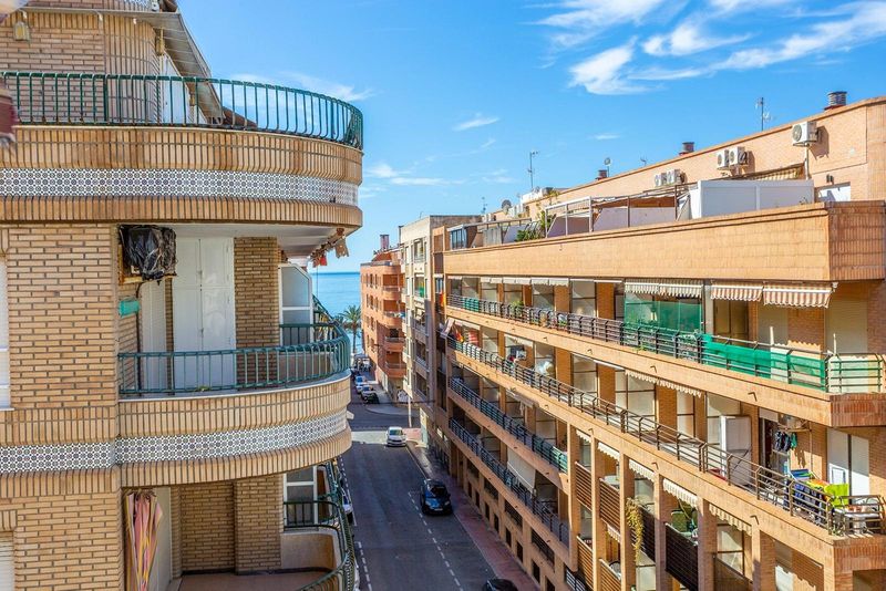 Apartment for sale  in Torrevieja, Alicante . Ref: 11557. Mayrasa Properties Costa Blanca