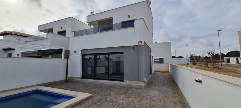 Villa te koop Orihuela-Costa, Alicante. Ref: 12186. Mayrasa Properties Costa Blanca