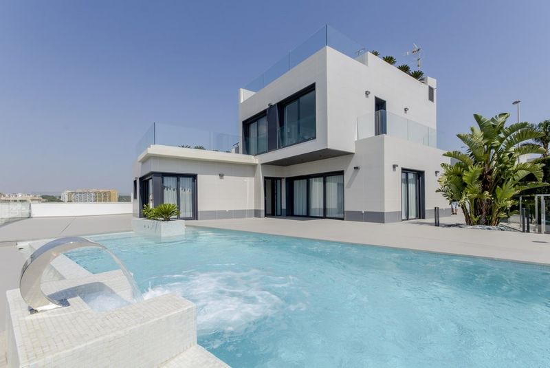 Villa te koop Orihuela-Costa, Alicante. Ref: 12522. Mayrasa Properties Costa Blanca