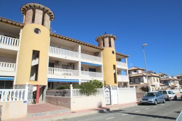 Apartamento en venta  en Orihuela-Costa, Alicante . Ref: 12667. Mayrasa Properties Costa Blanca