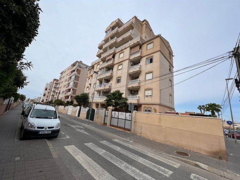 Apartamento en venta  en Torrevieja, Alicante . Ref: 12712. Mayrasa Properties Costa Blanca