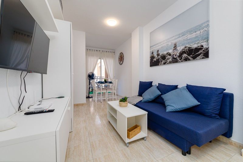 Apartamento en alquiler  en Torrevieja, Alicante . Ref: 12783. Mayrasa Properties Costa Blanca