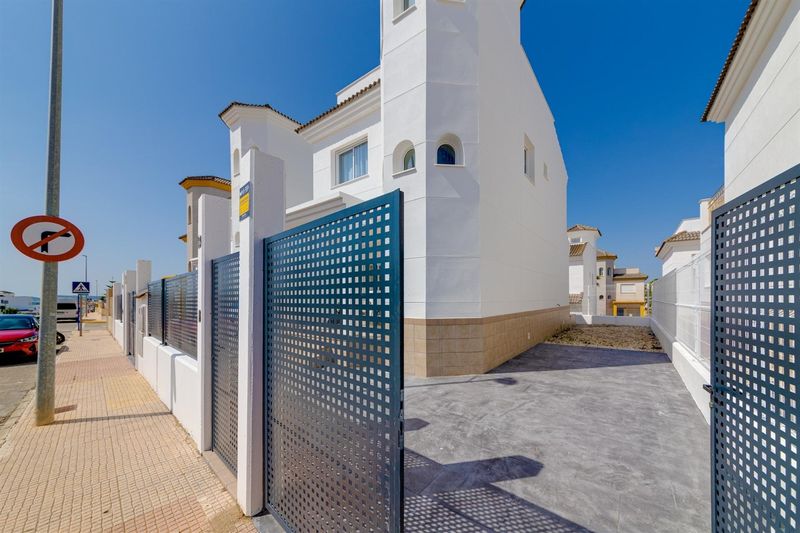 Villa te koop San Fulgencio, Alicante. Ref: 13167. Mayrasa Properties Costa Blanca