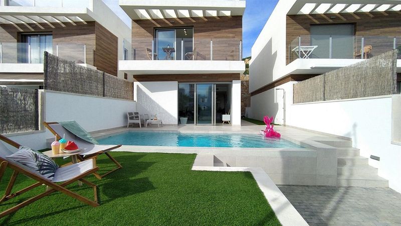 Villa te koop Orihuela-Costa, Alicante. Ref: 13217. Mayrasa Properties Costa Blanca