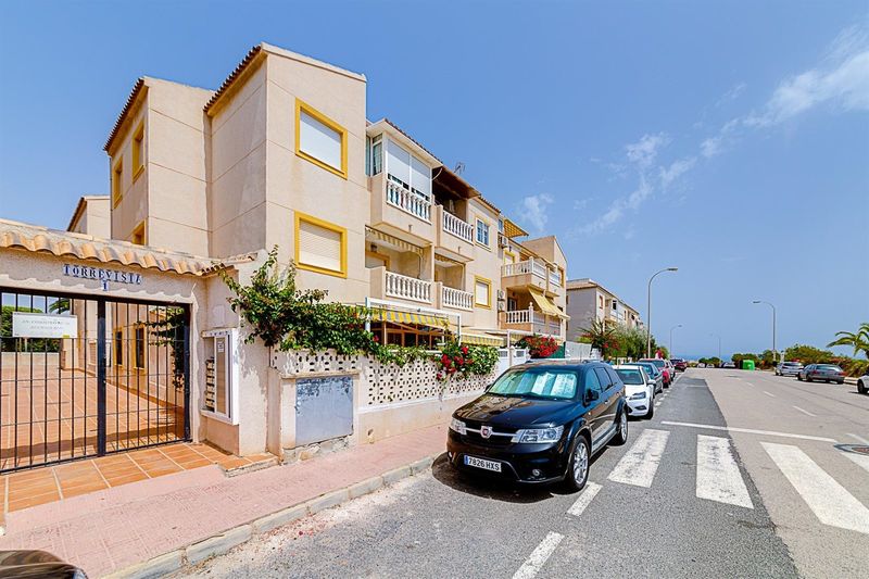 Apartamento en venta  en Torrevieja, Alicante . Ref: 13639. Mayrasa Properties Costa Blanca