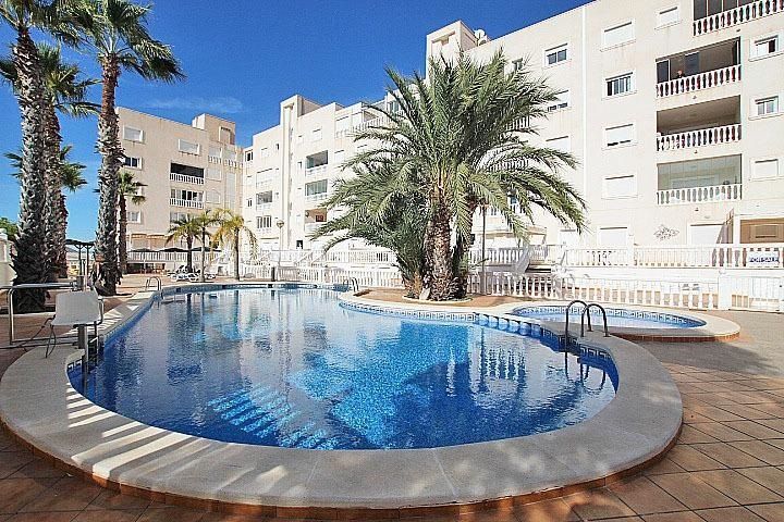 Apartamento en venta  en Guardamar Del Segura, Alicante . Ref: 13952. Mayrasa Properties Costa Blanca