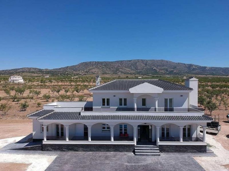 Villa te koop Pinoso, Alicante. Ref: 14138. Mayrasa Properties Costa Blanca