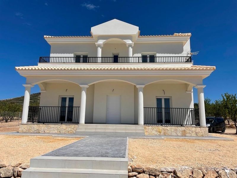Villa te koop Pinoso, Alicante. Ref: 14141. Mayrasa Properties Costa Blanca