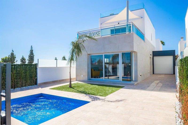 Villa te koop Los Alcazares, Murcia. Ref: 15426. Mayrasa Properties Costa Blanca