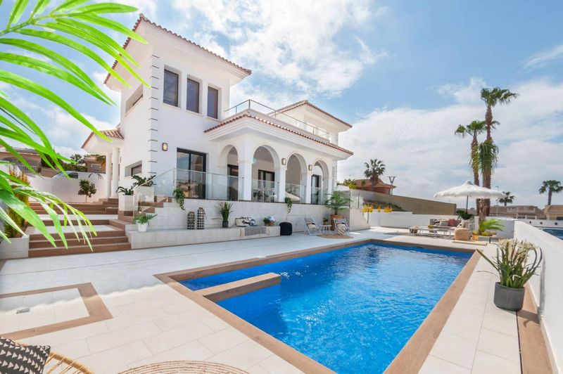 Villa te koop Ciudad Quesada, Alicante. Ref: 17201. Mayrasa Properties Costa Blanca