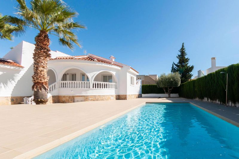 Villa te koop Ciudad Quesada, Alicante. Ref: 17239. Mayrasa Properties Costa Blanca