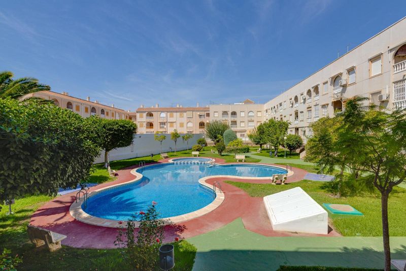 Wohnung zu verkaufen Torrevieja, Alicante. Ref: 17362. Mayrasa Properties Costa Blanca