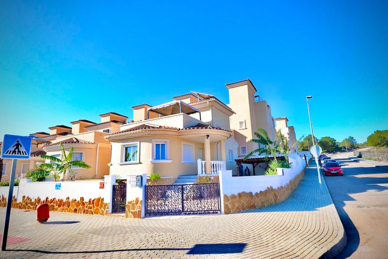Freistehende Villa zu verkaufen San Miguel de Salinas, Alicante. Ref: 17419. Mayrasa Properties Costa Blanca