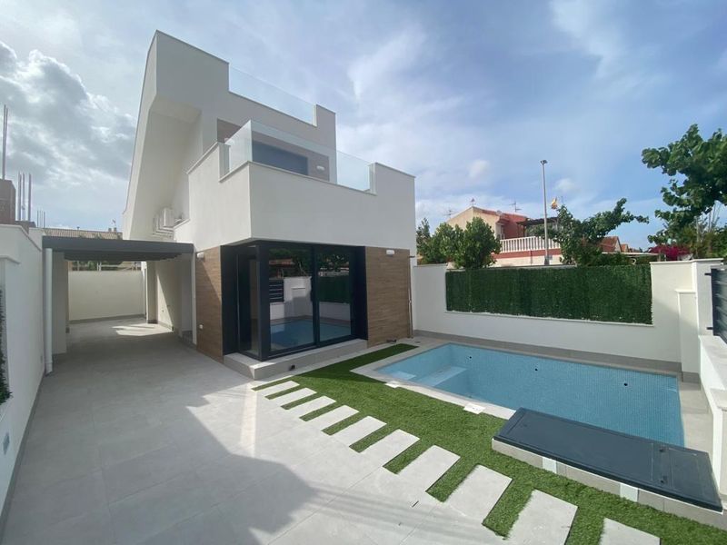 Villa te koop Los Alcazares, Murcia. Ref: 17543. Mayrasa Properties Costa Blanca