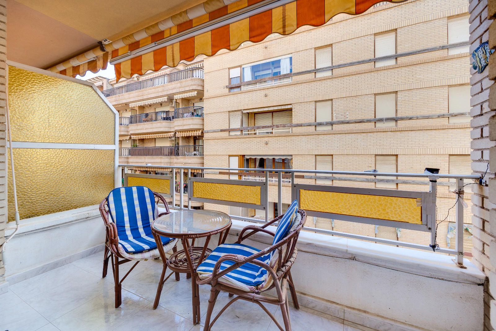 Verkauf. Bungalow in Torrevieja