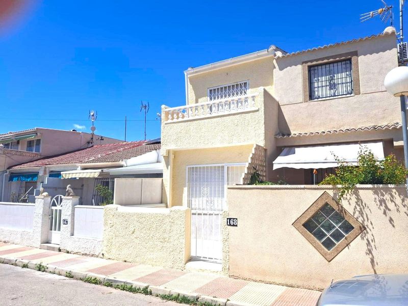 Doppelhaus zu verkaufen Torrevieja, Alicante. Ref: 17851. Mayrasa Properties Costa Blanca