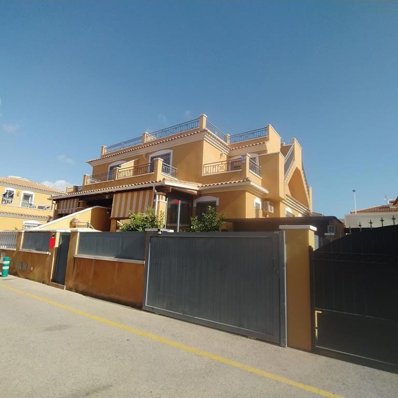 Semi Adosado en venta en Torrevieja