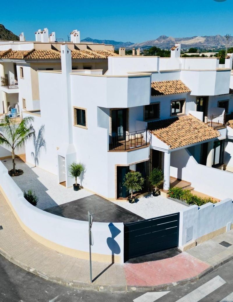 Heim zu verkaufen Cox, Alicante. Ref: 19921. Mayrasa Properties Costa Blanca