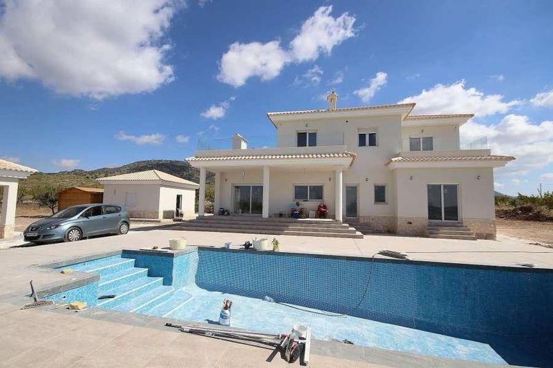 Freistehende Villa zu verkaufen Pinoso, Alicante. Ref: 19954. Mayrasa Properties Costa Blanca