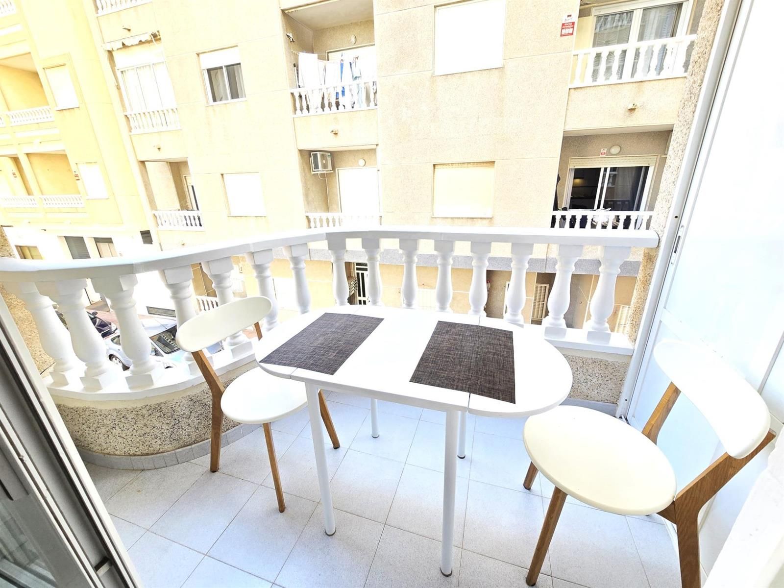 Wohnung zu verkaufen Torrevieja, Alicante. Ref: 20356. Mayrasa Properties Costa Blanca