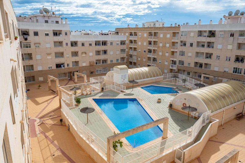 Wohnung zu verkaufen Torrevieja, Alicante. Ref: 20403. Mayrasa Properties Costa Blanca