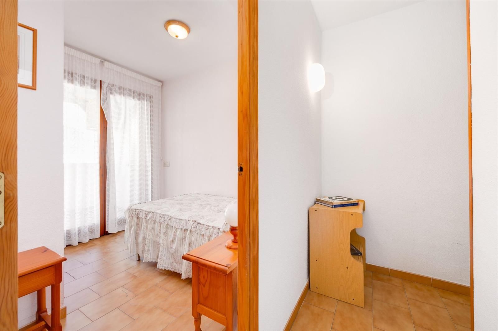 Bungalow de 3 dormitorios con piscina comunitaria en la playa de Los Locos · foto 19