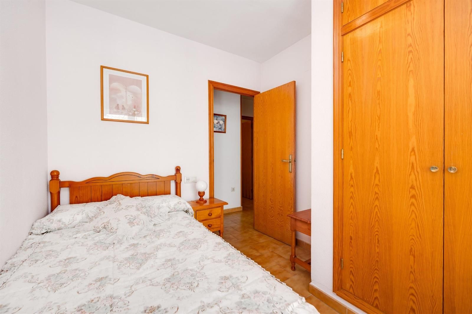 Bungalow de 3 dormitorios con piscina comunitaria en la playa de Los Locos · foto 21