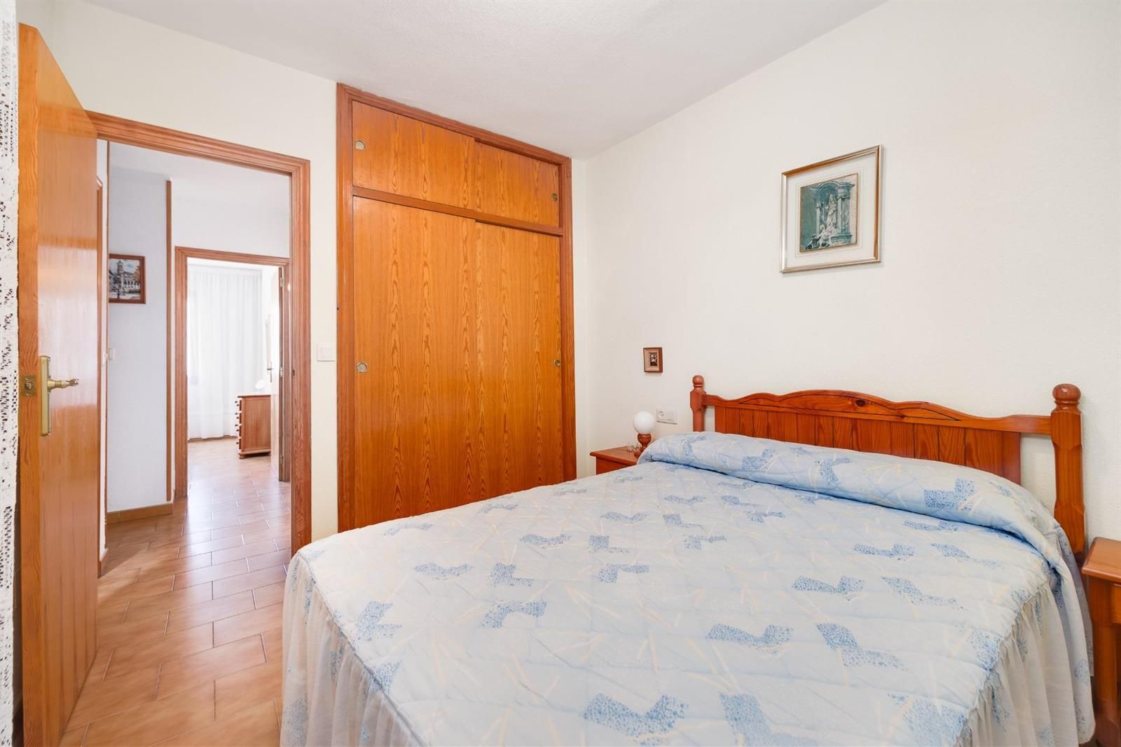 Bungalow de 3 dormitorios con piscina comunitaria en la playa de Los Locos · foto 25