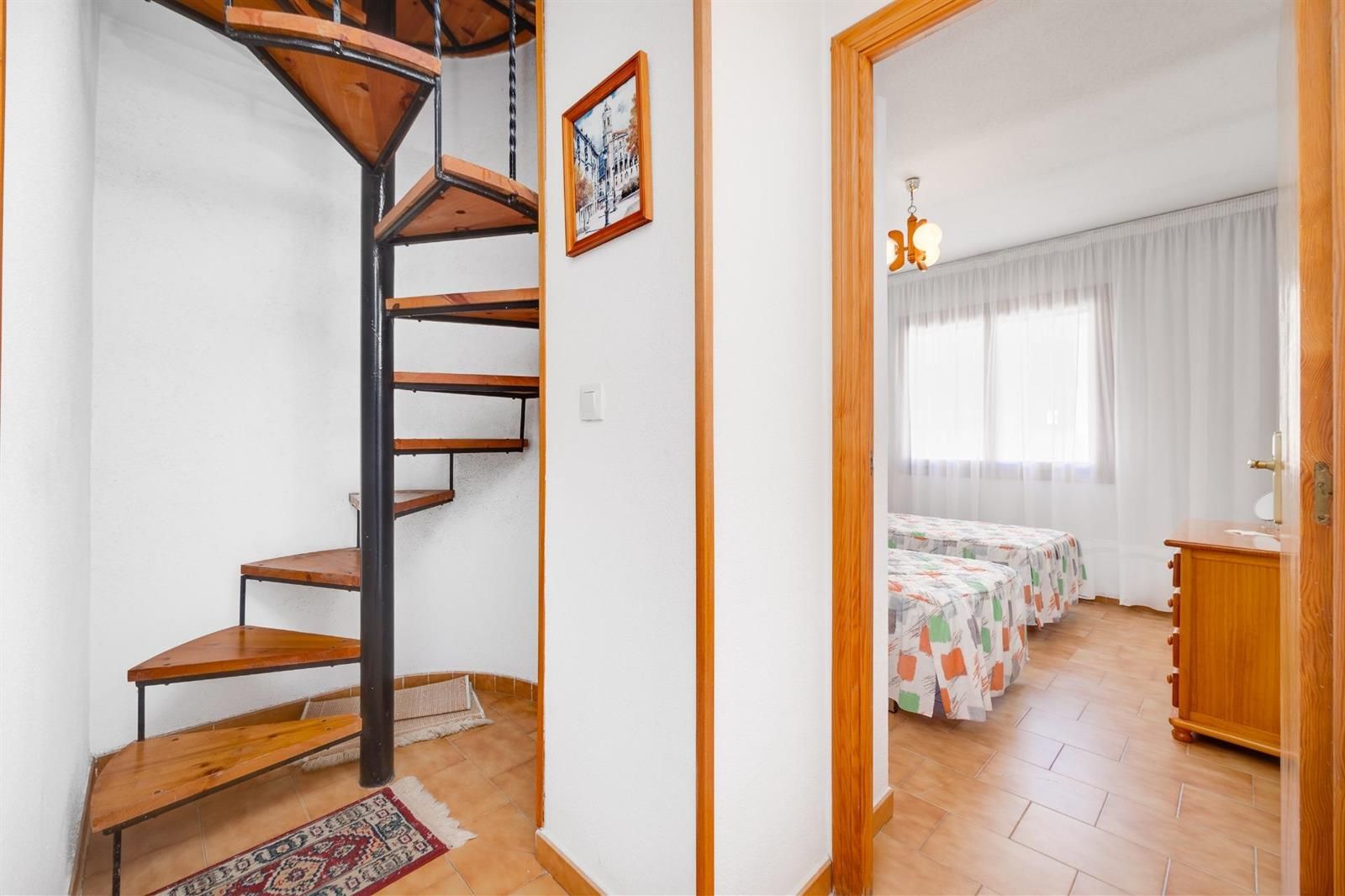 Bungalow de 3 dormitorios con piscina comunitaria en la playa de Los Locos · foto 27