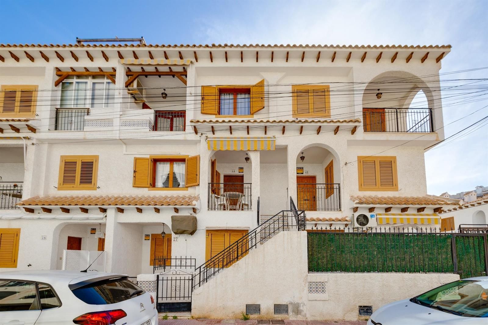 Bungalow de 3 dormitorios con piscina comunitaria en la playa de Los Locos · foto 36
