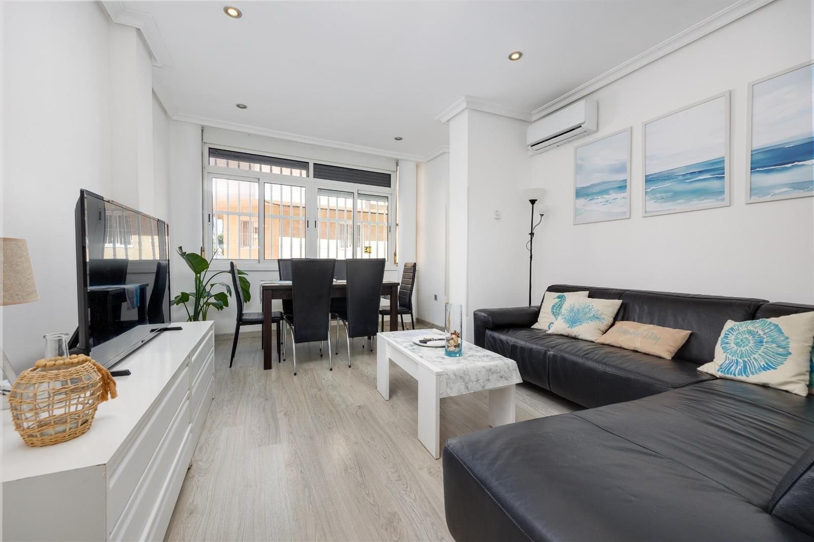 Apartamento reformado en Playa de los Locos, Torrevieja