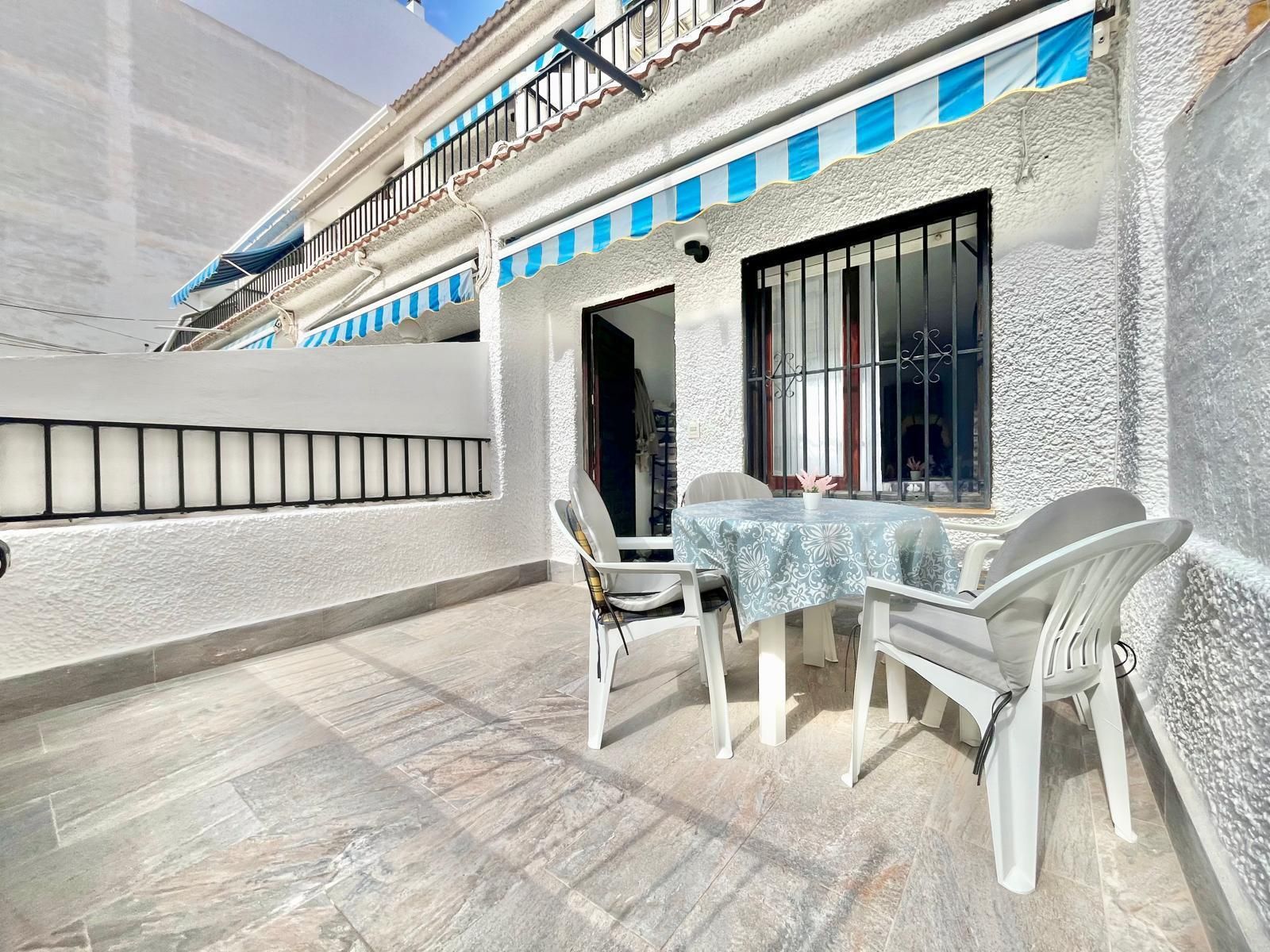 Duplex-Penthouse mit Terrasse und zwei Balkonen 5 Minuten vom Strand entfernt