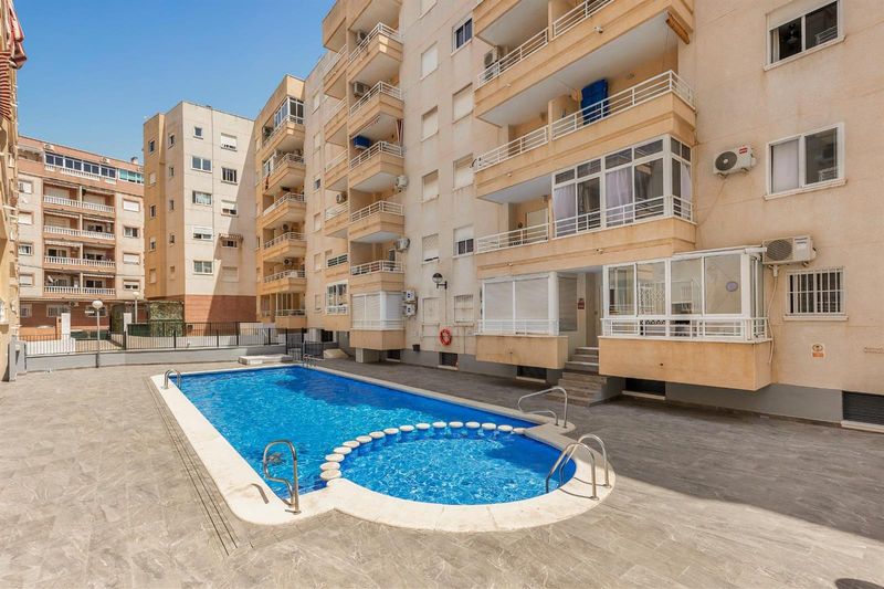 Lägenhet till salu Torrevieja, Alicante. Ref: 20918. Mayrasa Properties Costa Blanca