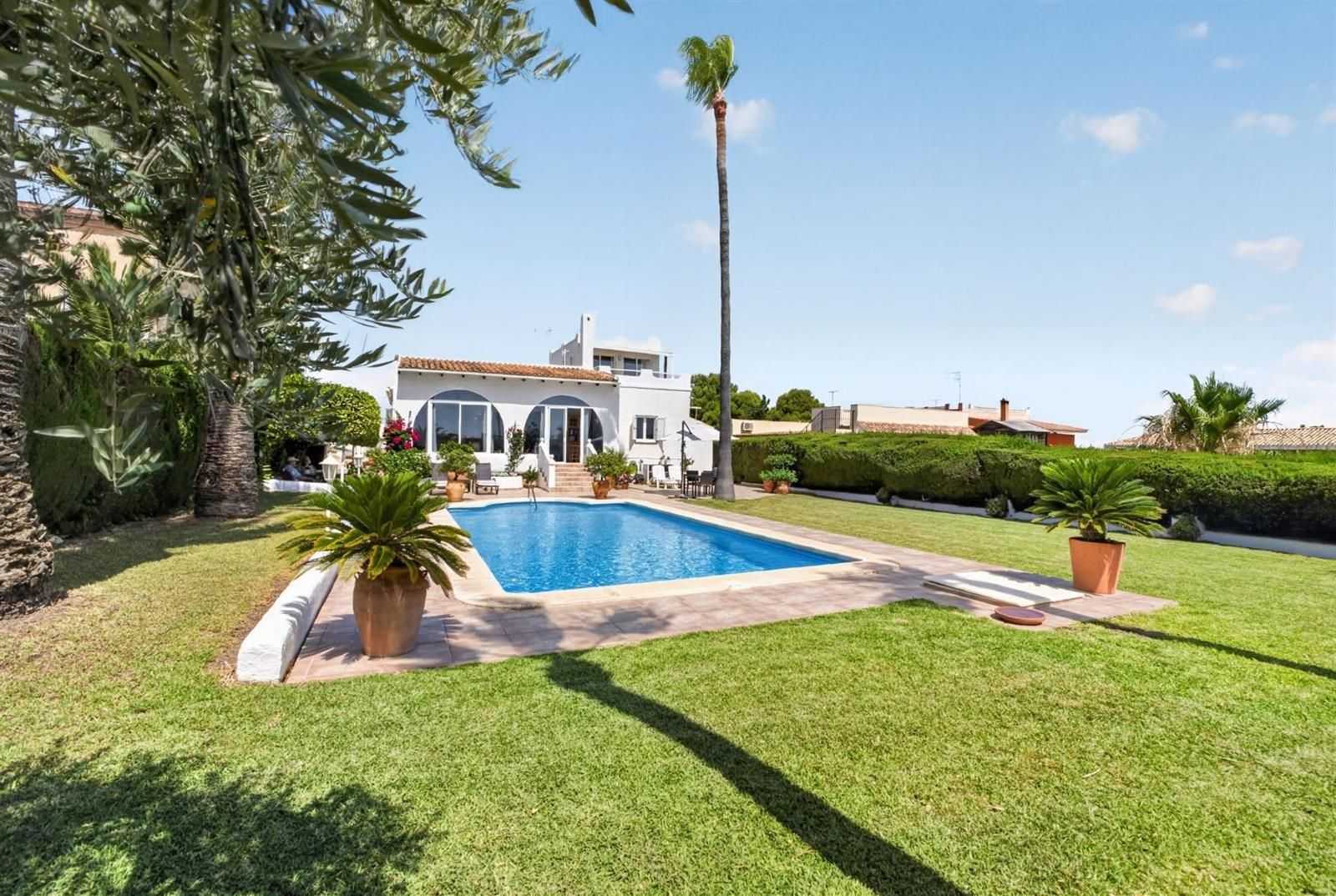 Villa individuelle de style méditerranéen avec piscine privée sur un terrain de 800 m² à Los Balcones, Torrevieja · photos 35