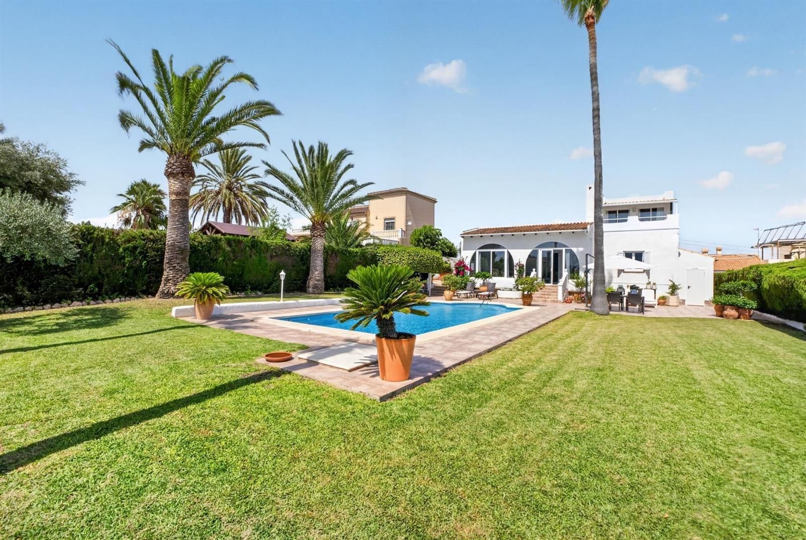 Villa individuelle de style méditerranéen avec piscine privée sur un terrain de 800 m² à Los Balcones, Torrevieja · photos 36