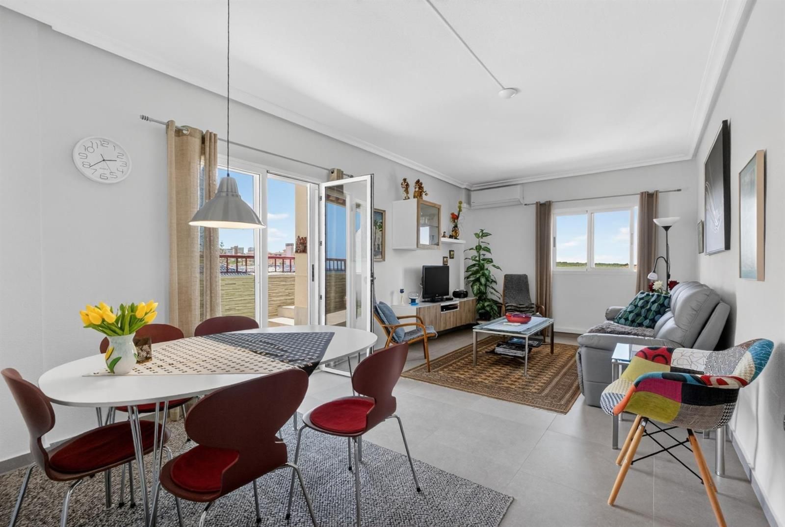 Viña Mar VII – Appartement au quatrième étage avec vue frontale sur la mer, piscine commune et garage à seulement 300 mètres de la plage de La Mata · foto 2