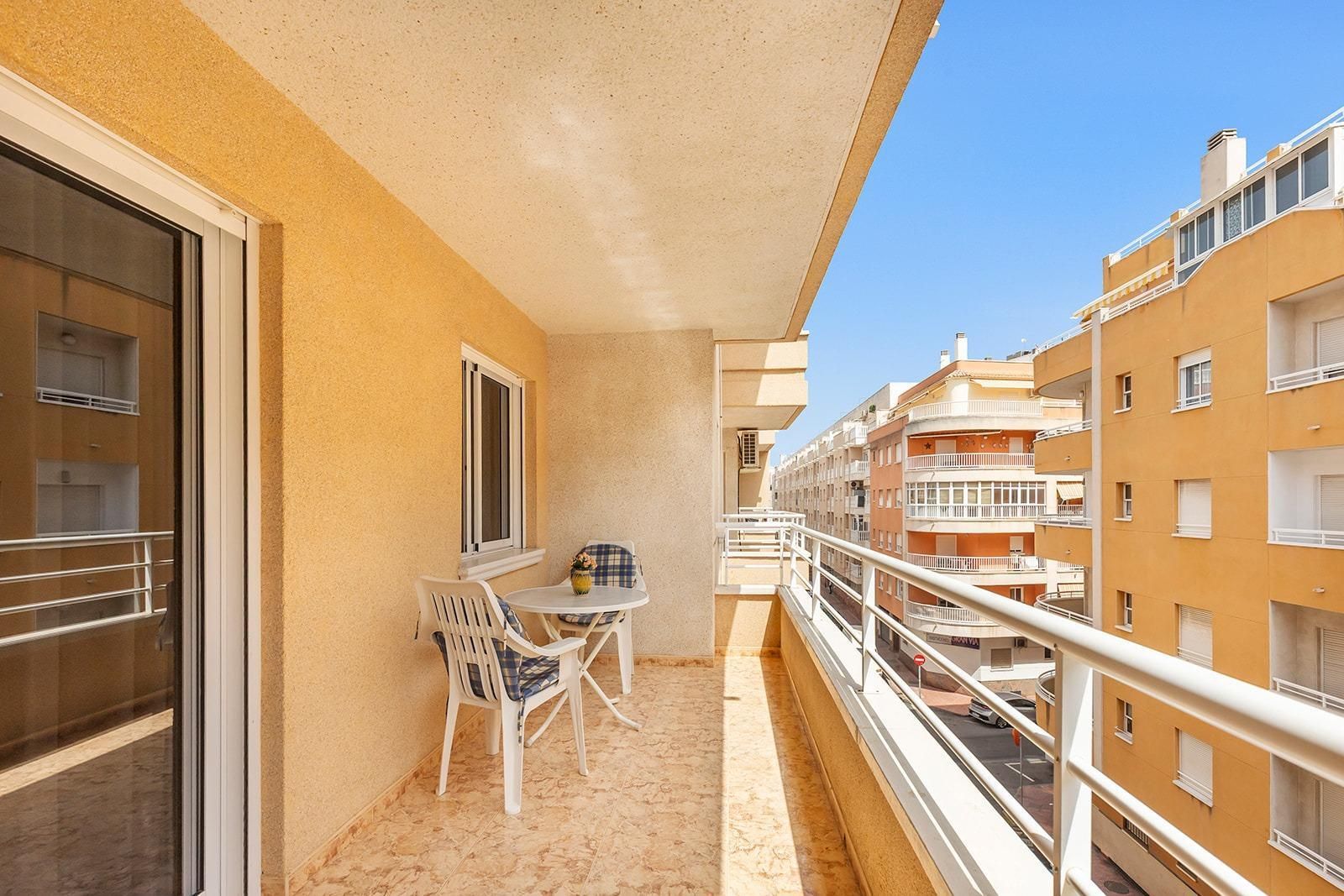 Opportunité RSD Estoril 2 chambres avec piscine